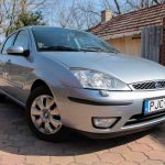 ford-focus-ghia-hatchback